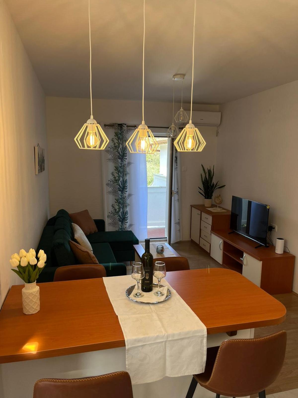 App&Rooms Anica Kampor Exteriér fotografie